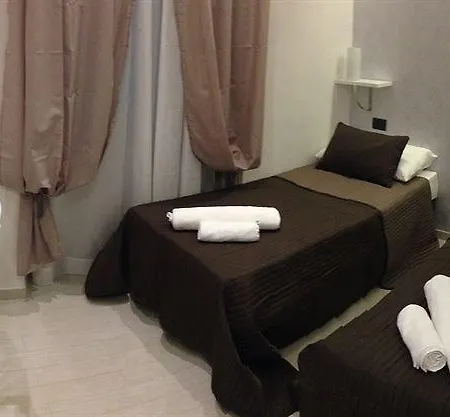 Romance Cosimato Trastevere Ρώμη