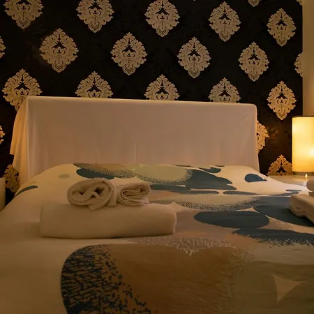 Romance Cosimato Trastevere